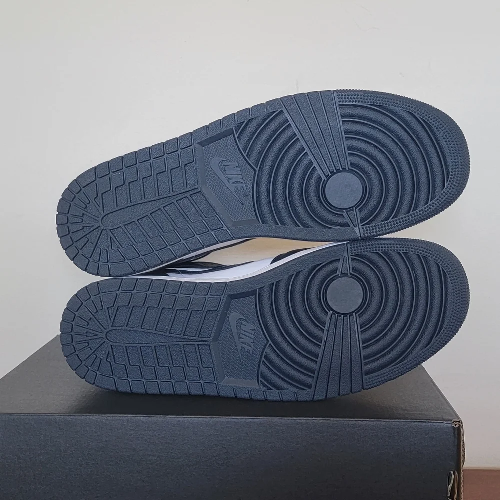 Nike Air Jordan 1 Mid Retro Armory Navy White 554724-411 Men size 11 - Picture 3 of 8